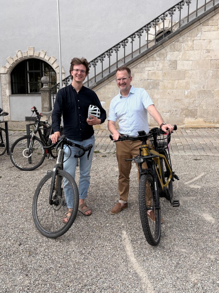 LeonBeckertMdBGerhardSchoderOBFahrrad